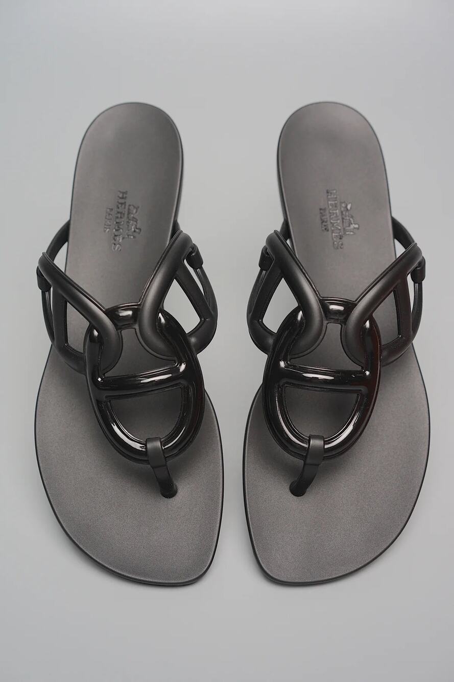 Hermès Egerie Rubber Sandals Black Size 37 New in Box Chain d’Ancre Italy